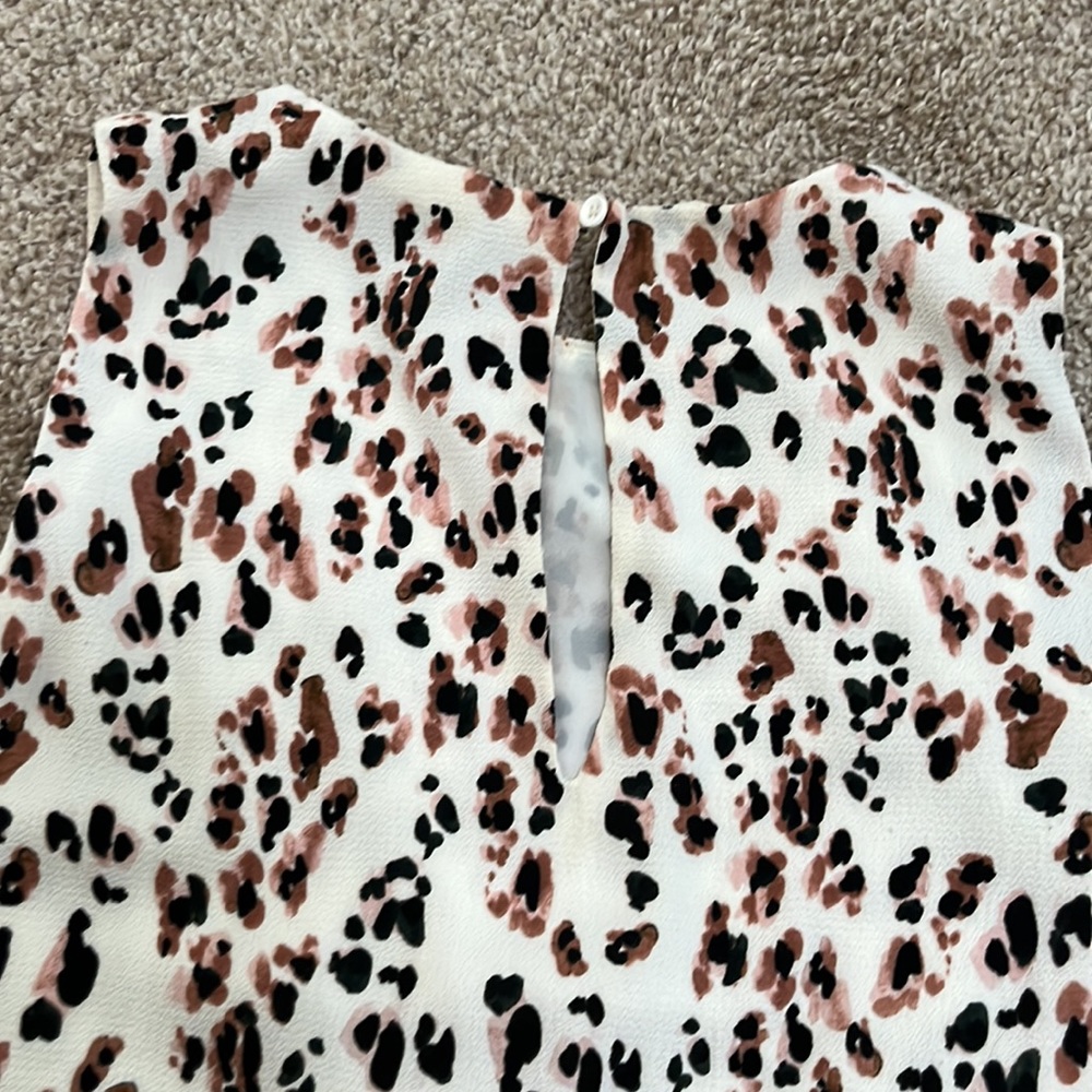 Patterned Blouse - Picture 3 of 5